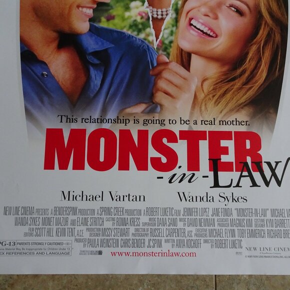 MONSTER -IN-LAW - MOVIE POSTER WITH JANE FONDA, JENNIFER LOPEZ & MICHAEL VARTAN - Picture 3 of 6